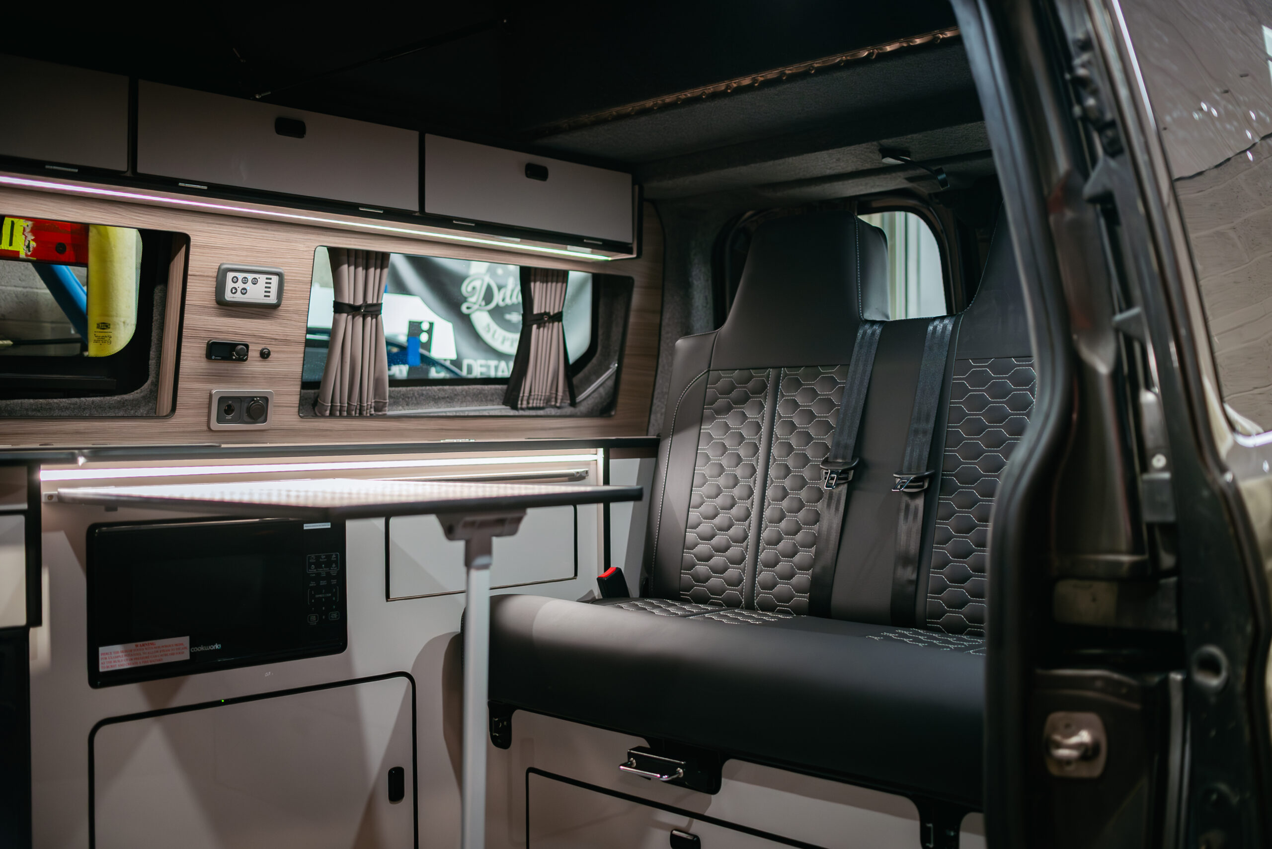 Ford Transit Custom Limited - Image 19