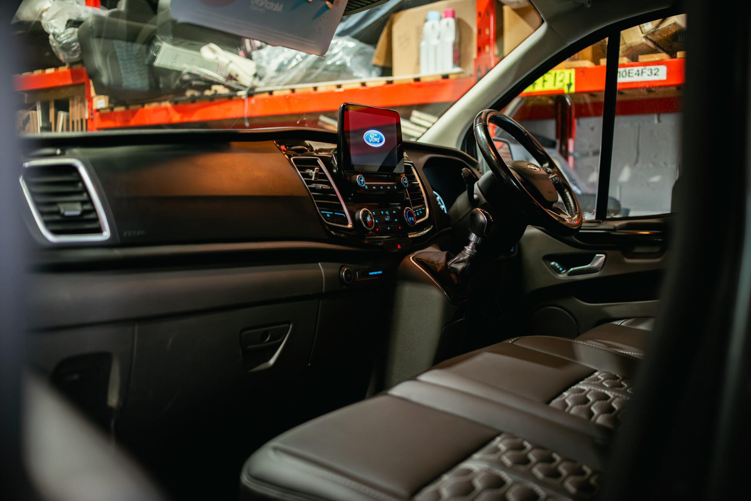 Ford Transit Custom Limited - Image 21