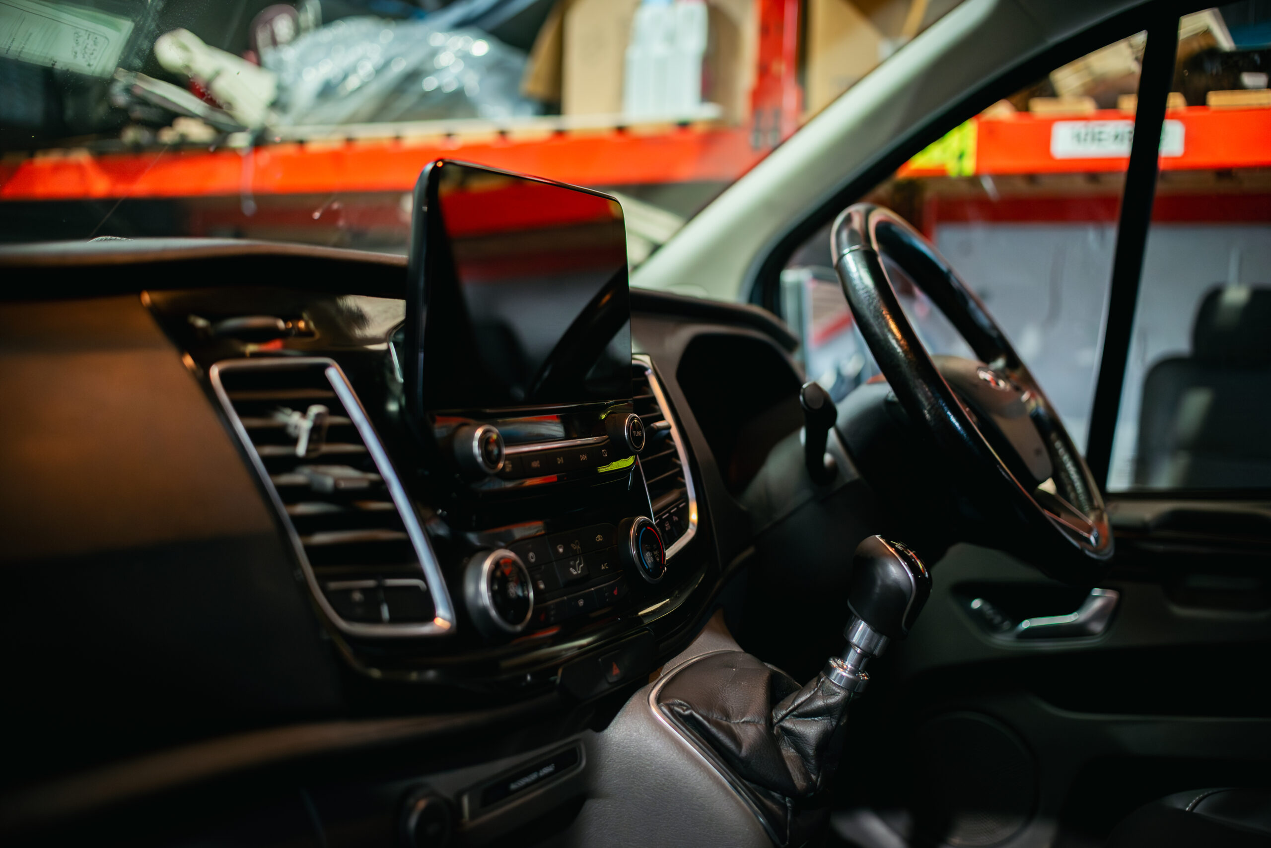 Ford Transit Custom Limited - Image 22