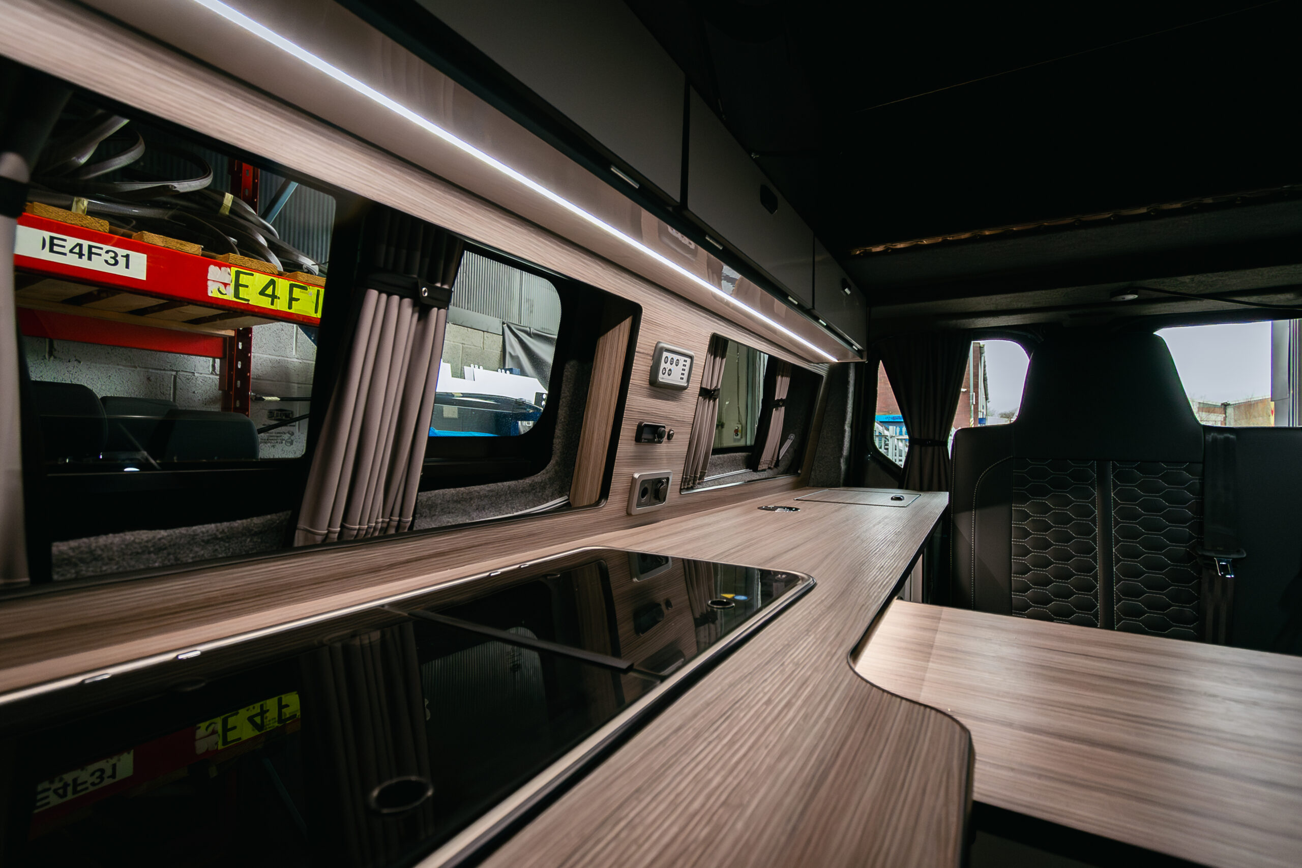 Ford Transit Custom Limited - Image 16