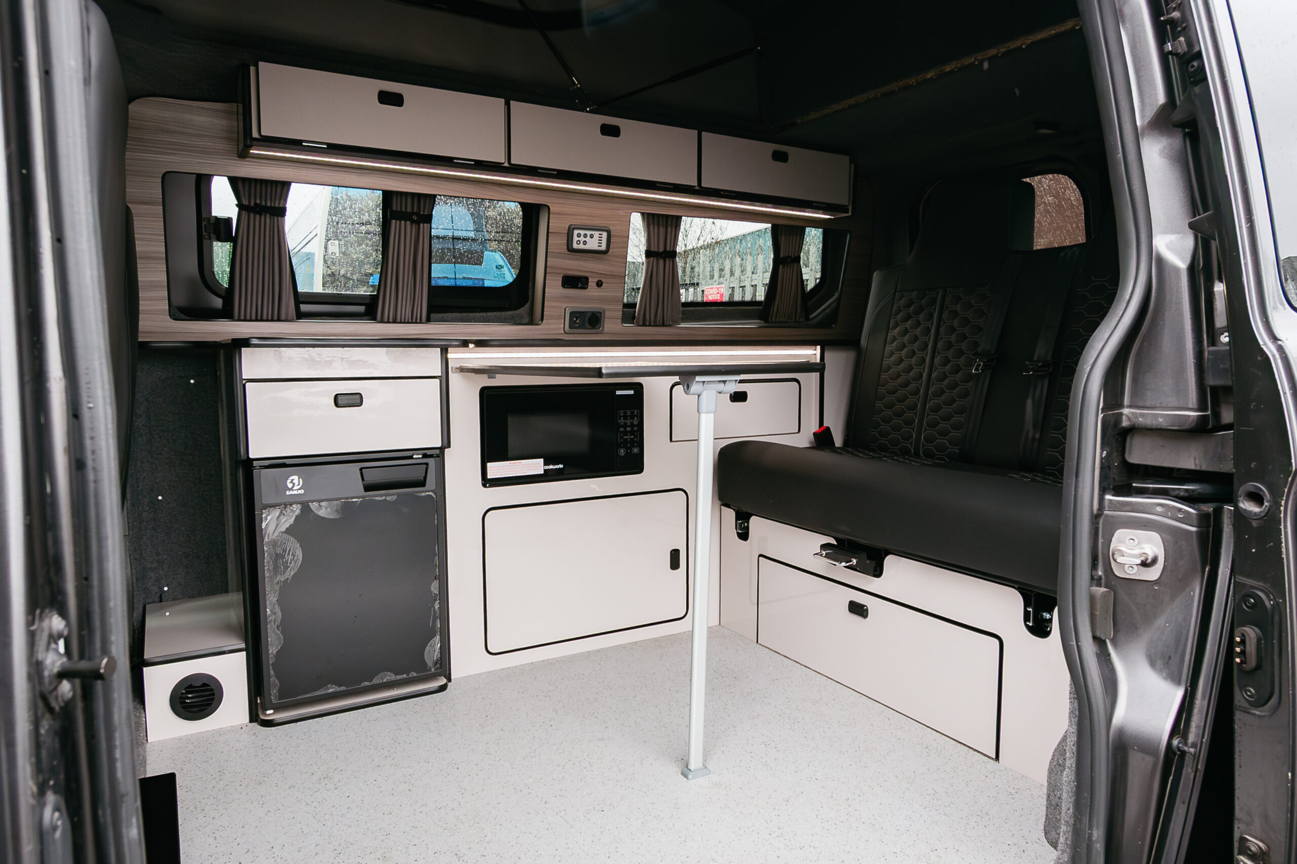 Ford Transit Custom Limited - Image 13